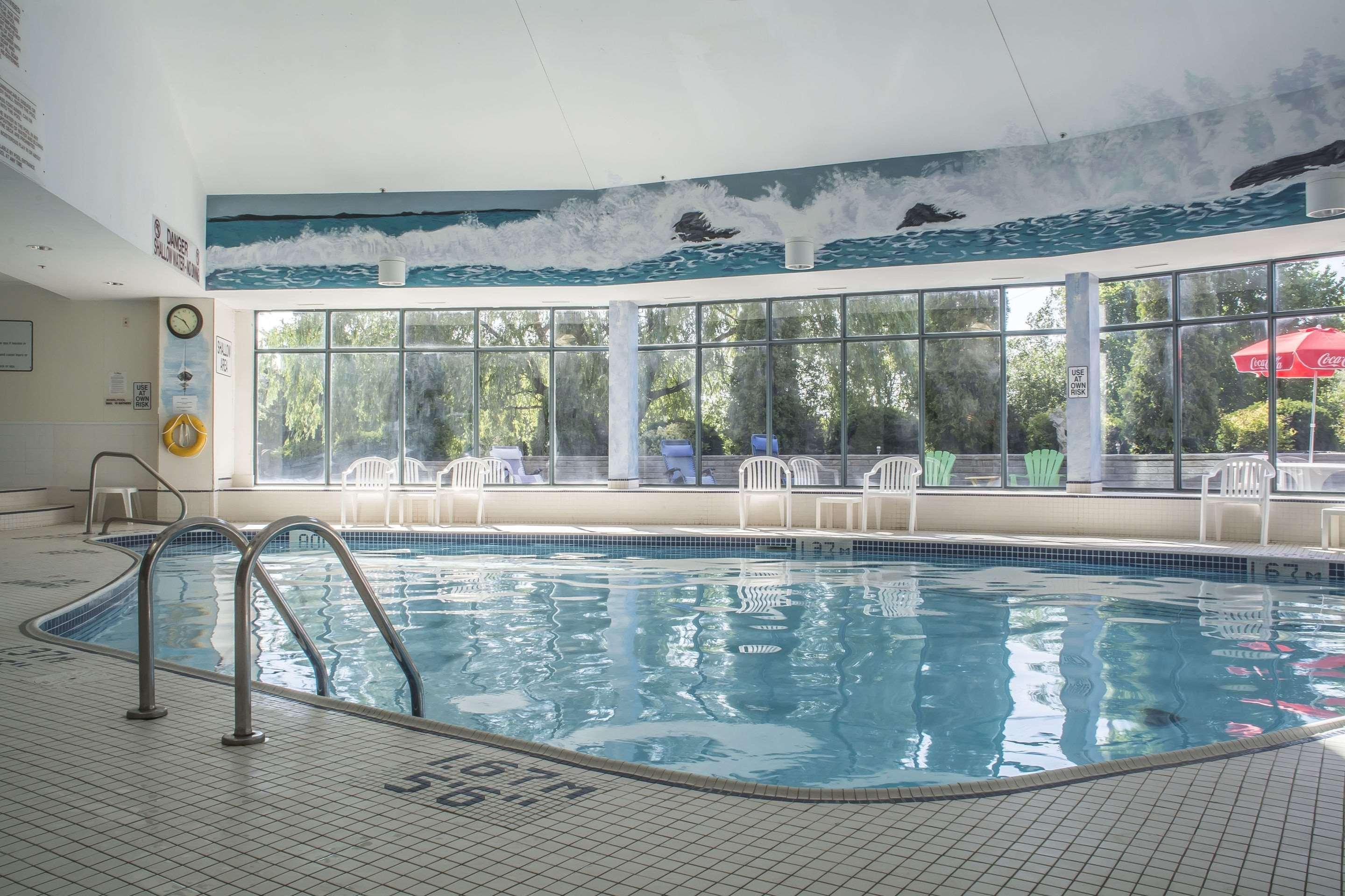Clarion Hotel & Conference Centre Fort Erie Buitenkant foto