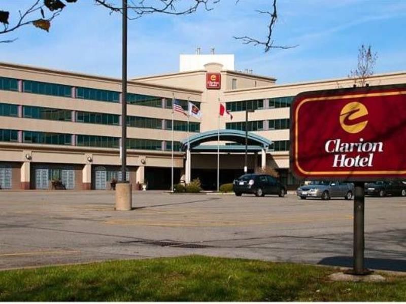 Clarion Hotel & Conference Centre Fort Erie Buitenkant foto