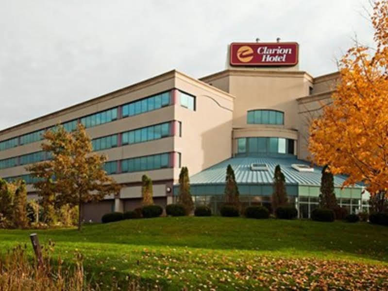 Clarion Hotel & Conference Centre Fort Erie Buitenkant foto